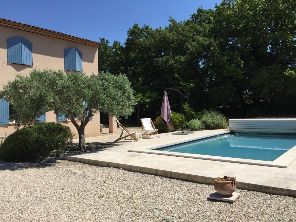 Villa Louanne Pertuis Exterior photo